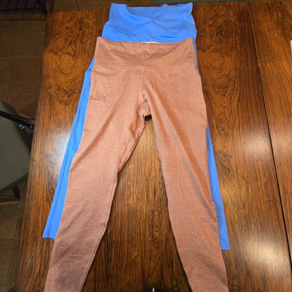 Lot Of 2 All in Motion Leggings Ankle Length Activewear Workout Gym Women Sz.M
